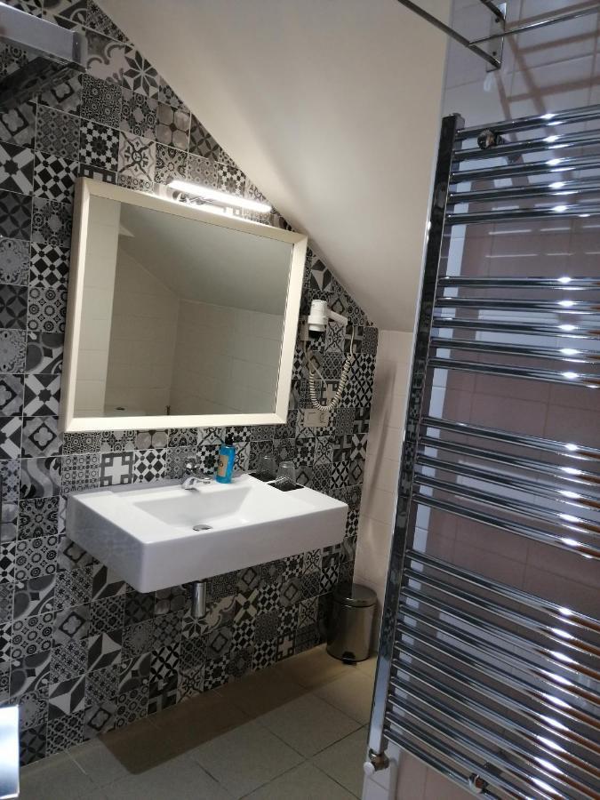 Hostal Cuentame Evolucion Auto Check In Burgo Εξωτερικό φωτογραφία